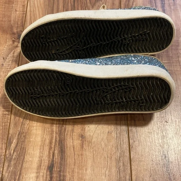 Sparkly Star Shoes - Picture 5 of 6